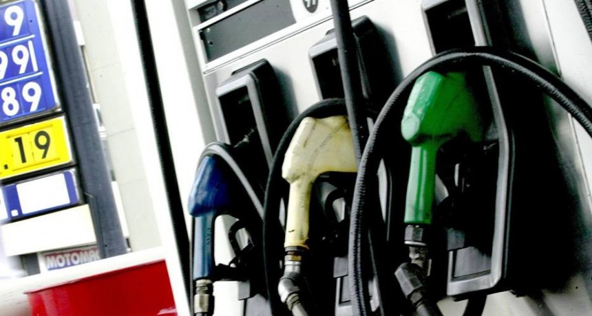 Vuelven a subir los combustibles en agosto: el aumento será de entre 2% y 2,5%
