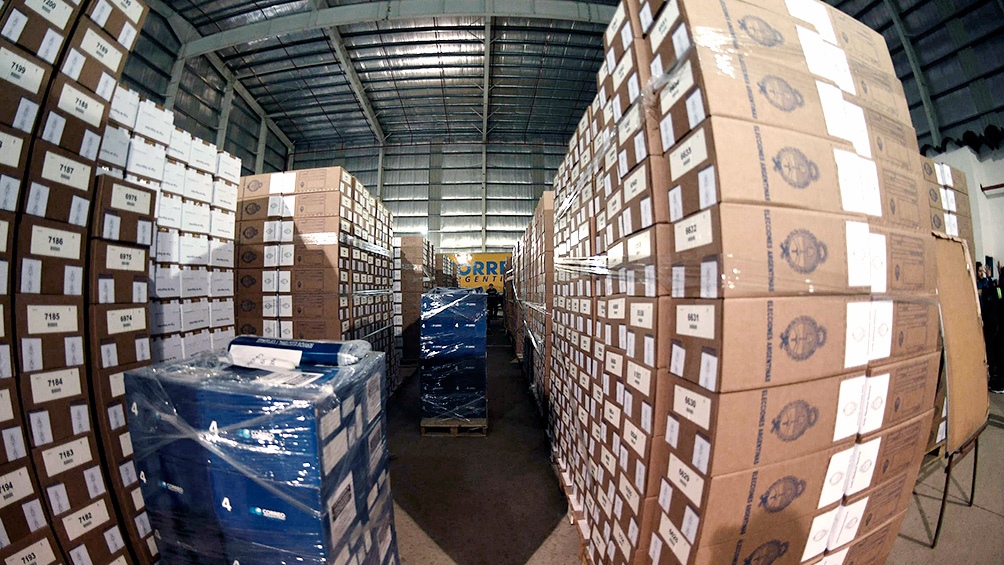 Desde el Correo defienden la informatización del operativo electoral por ser 