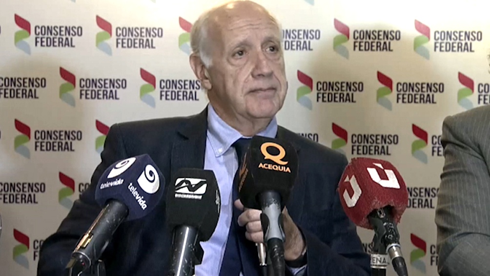 Lavagna presentará su plan económico con 