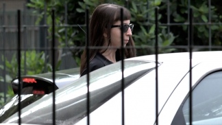 Ordenan a Florencia Kirchner presentarse en la embajada argentina en Cuba cada 15 días