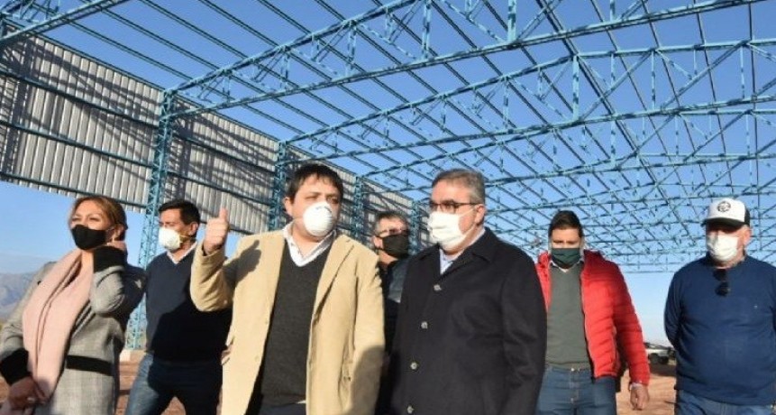 Raúl Jalil inauguró obras en Tinogasta