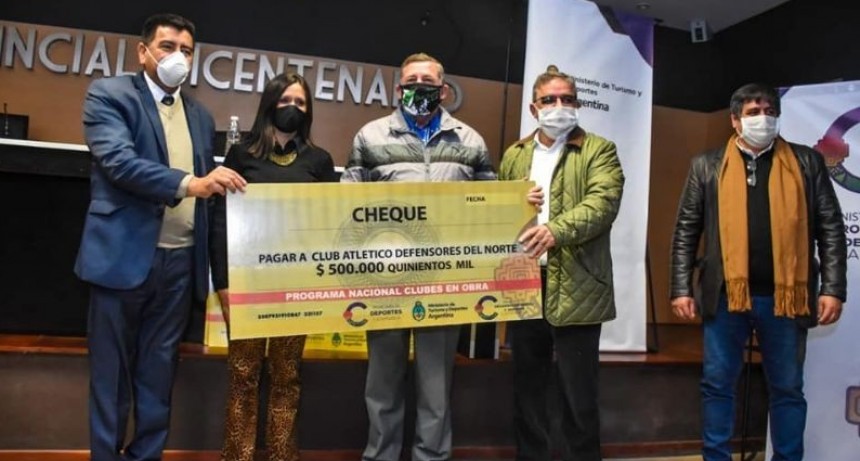 Entregaron subsidios de programas provinciales y nacionales a los clubes