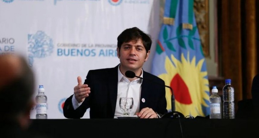 Polémico: Axel Kicillof firmó el pase a planta permanente de 15.000 empleados de la Provincia