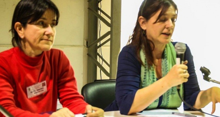 La hermana de Sabina Frederic trabaja junto a Miriam Lewin para realizar el monitoreo de los medios de comunicación