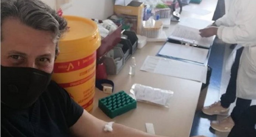 El argentino que recibió la vacuna experimental de Oxford: Sé que va a funcionar