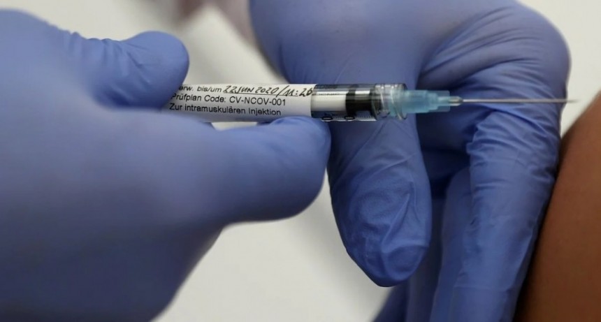 Coronavirus: los laboratorios más importantes del mundo confirmaron que no venderán vacunas a precio de costo