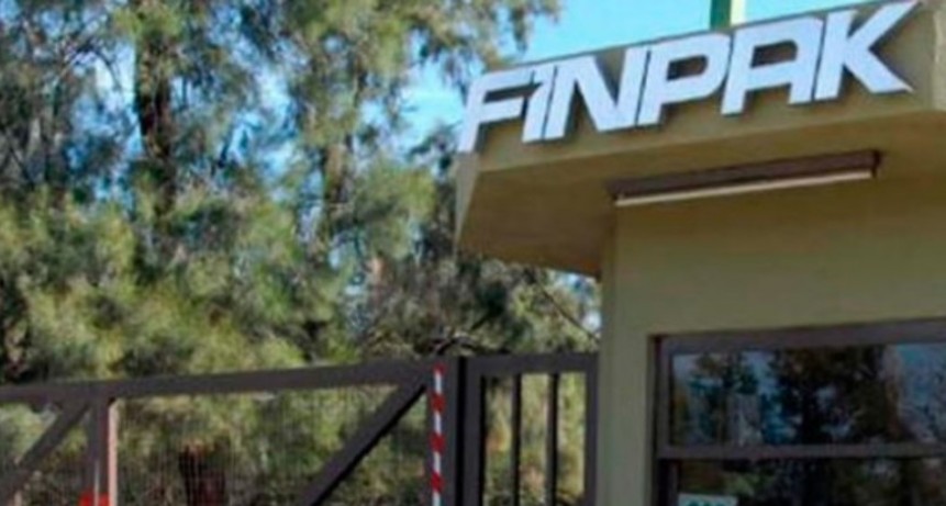 32 obreros de FINPAK fueron suspendidos y cobraran solo un porcentaje de su sueldo