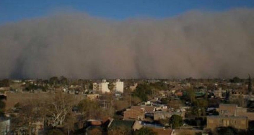 El viento  zonda lleg&oacute; con fuerza al Valle Central 
