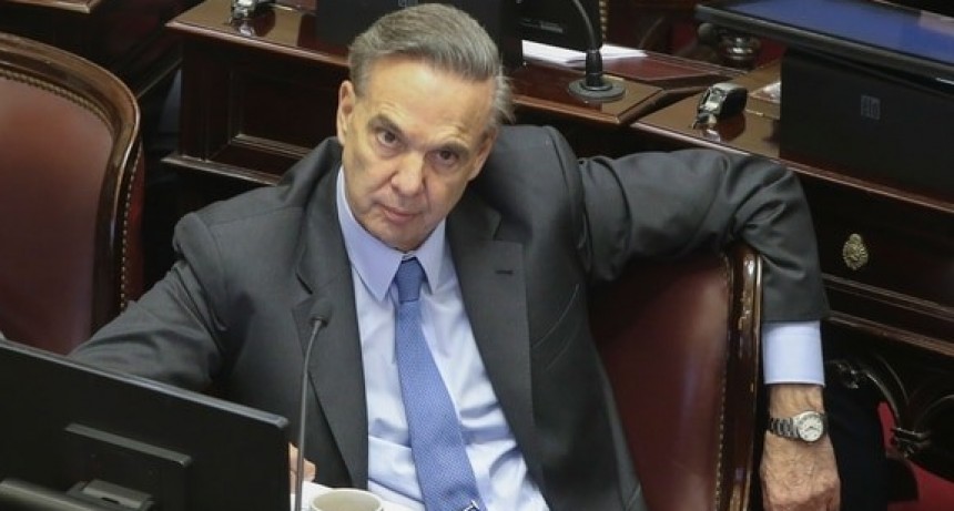 Miguel Angel Pichetto: "Hay que habilitar el allanamiento, la propia CRISTINA deber&iacute;a decir 'ac&aacute; est&aacute; la llave'"