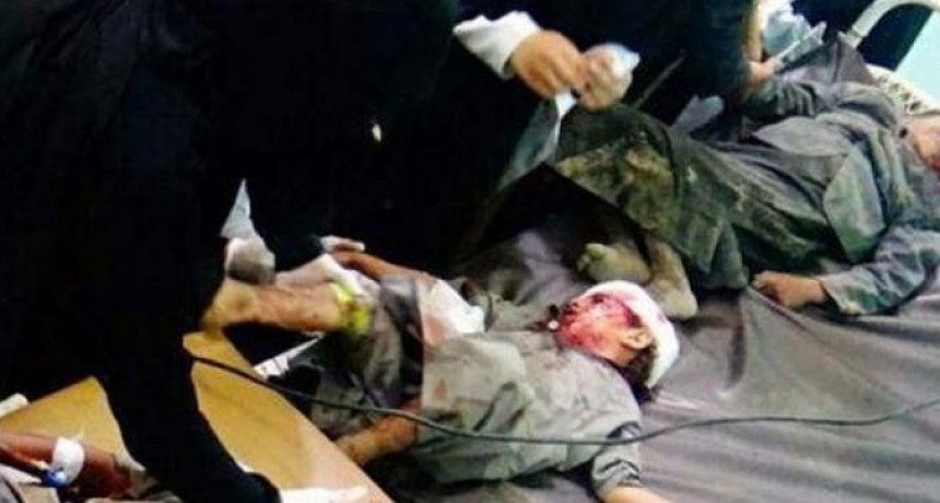 Confirman la muerte de 50 personas en un bombardeo