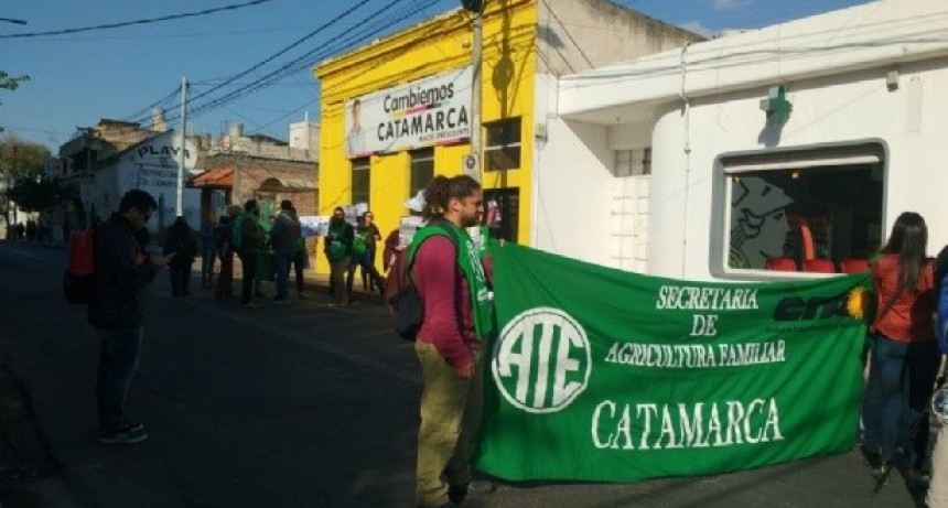Hoy Se moviliza Agricultura Familiar en contra de los despidos