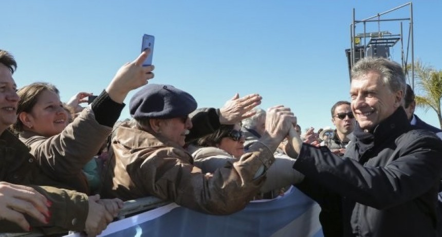 Macri reclam&oacute; "nunca m&aacute;s" a "la mentira y la corrupci&oacute;n"
