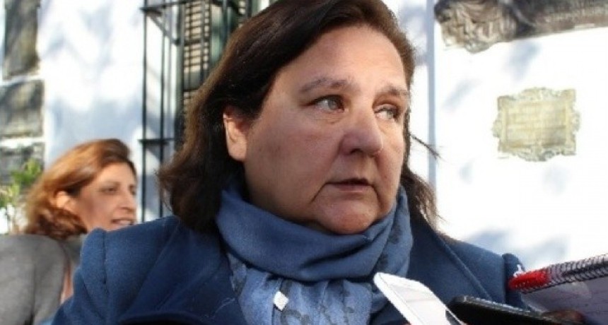 Organizaciones Civiles Reclaman la renuncia de In&eacute;s Blas a la Banca de la Mujer