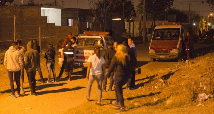 Encuentran joven ahorcado y maniatado en una casa en construcci&oacute;n