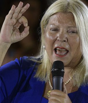 Carri&oacute;: "La Virgen le hizo escribir a Centeno"