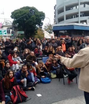 Reuni&oacute;n fallida entre docentes universitarios y el gobierno