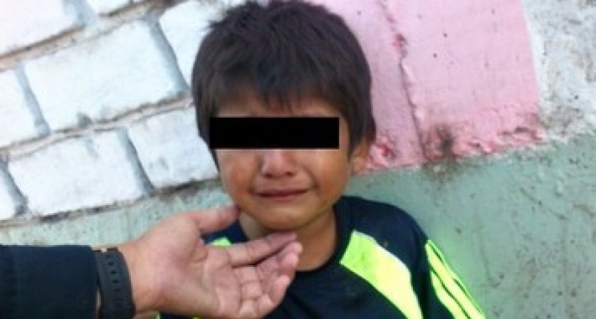 Encontraron a un niño de cuatro años deambulando solo en la calle