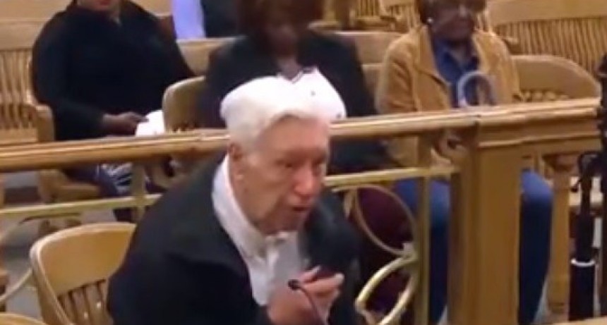 La emotiva sentencia de un juez a un anciano de 96 años