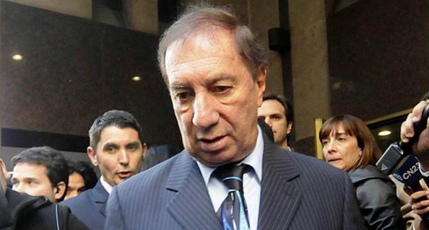Carlos Bilardo recibió el alta médica