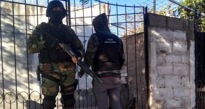 Siguen los operativos antidrogas en Catamarca: secuestran dinero y una balanza digital