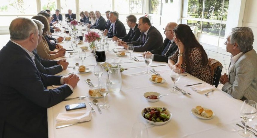 Macri anticipó a senadores de Cambiemos nuevas medidas económicas