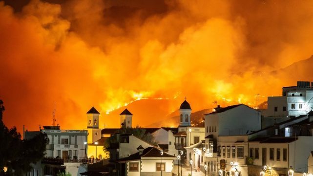 Destrucción sin control por incendio desatado en la isla de Gran Canaria