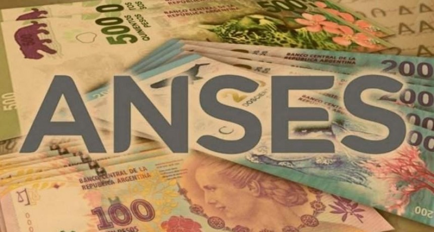 El Gobierno analiza suba de jubilaciones y AUH