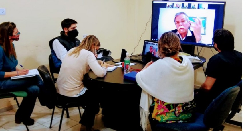 Salud Mental trabaja en readecuación de hospitales monovalentes