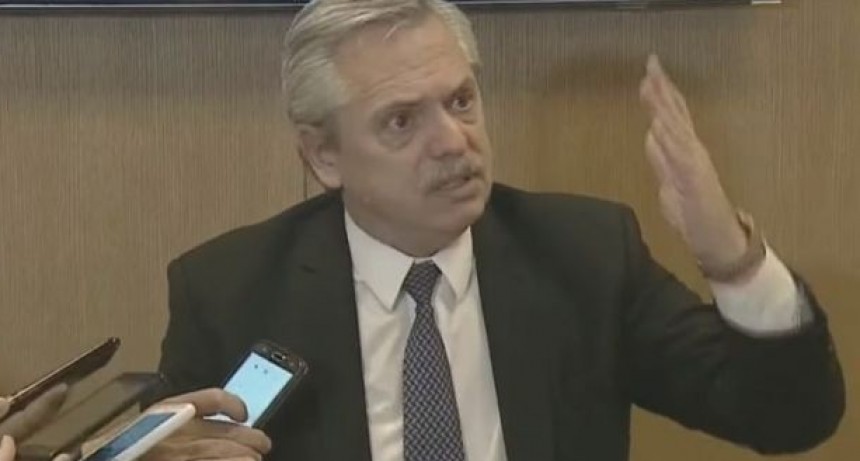 Reuniones sociales: abogados sostienen que el DNU que las prohíbe viola el derecho a la intimidad