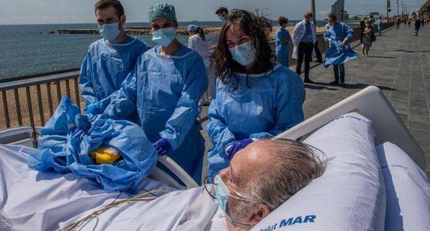  La imagen del paciente con coronavirus de Barcelona que da la vuelta al mundo 