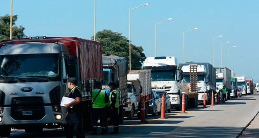 Dieron negativo los hisopados de los contactos de los camioneros que estuvieron en Santa María