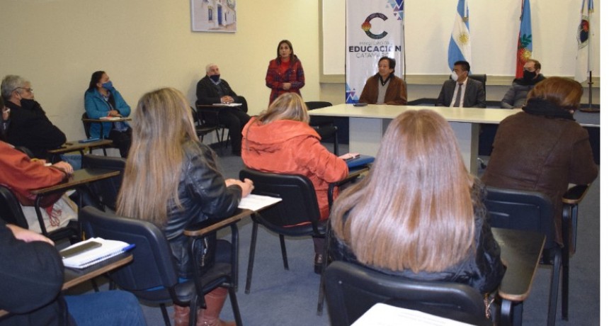 Educación: se conformó la Comisión permanente de Homologación de Títulos