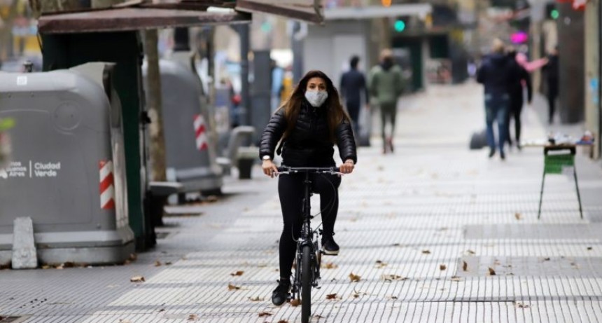 Volvieron a subir los contagios: confirmaron 8.225 casos de coronavirus en las últimas 24 horas