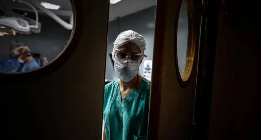 Récord: 8.713 casos y 382 muertos por coronavirus en las últimas 24 horas en Argentina 