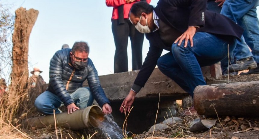Inauguran pozo de riego con energía solar en Santa María