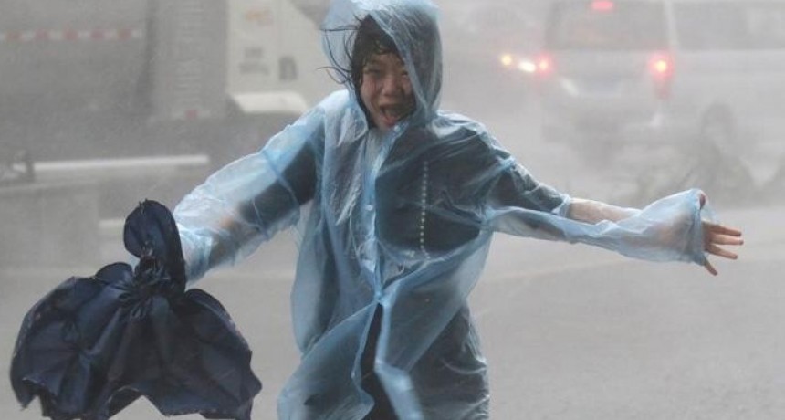 El supertif&oacute;n Mangkhut ya dej&oacute; 59 muertos en Filipinas