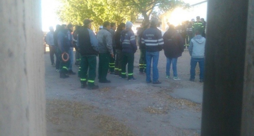 Acalorada  Asamblea de trabajadores viales  