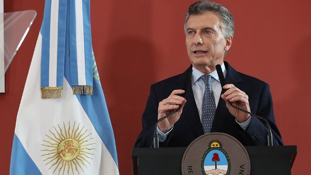 Macri:  "La pobreza no desaparece porque se deje de medirla"