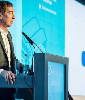 Santilli: "Cada sector debe poner un poco de s&iacute; para sacar el pa&iacute;s adelante"