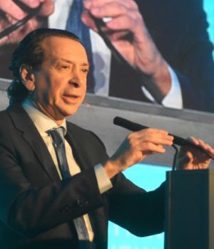 Sica convocar&aacute; a la CGT antes del paro del 25