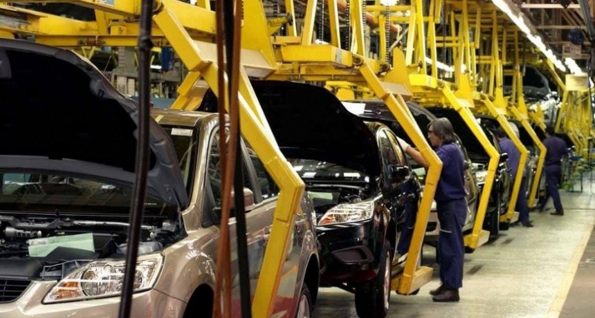 Argentina extendió por 10 años el acuerdo de libre comercio automotriz con Brasil