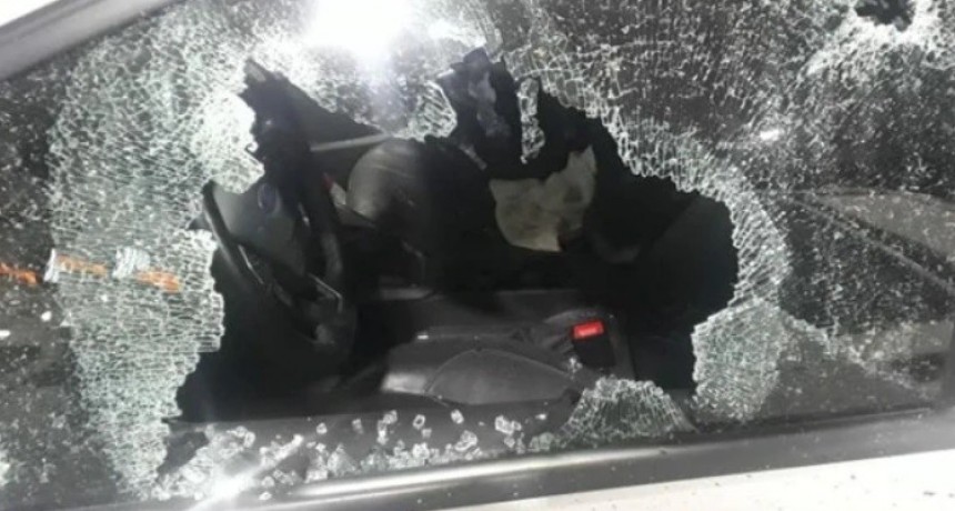 Emboscaron y balearon al jefe de la Policía Federal de Santa Fe en la autopista Buenos Aires - Rosario