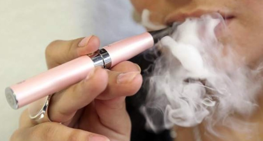 Tercera muerte vinculada al cigarrillo electrónico