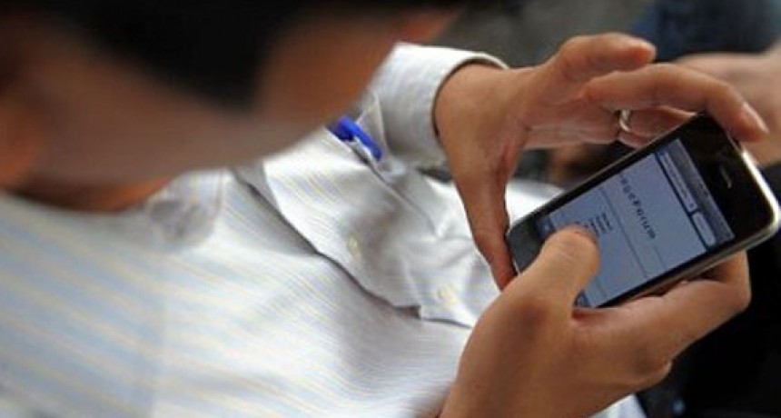 Un niño de 8 años se suicidó porque su abuelo le quitó el celular