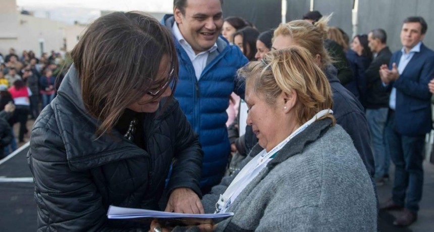 Mañana Corpacci  entregará  60 viviendas en Valle Chico: el listado con los adjudicatarios