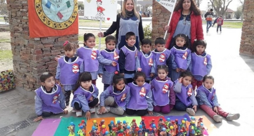 Niños enseñaron la importancia de ayudar a perros de la calle