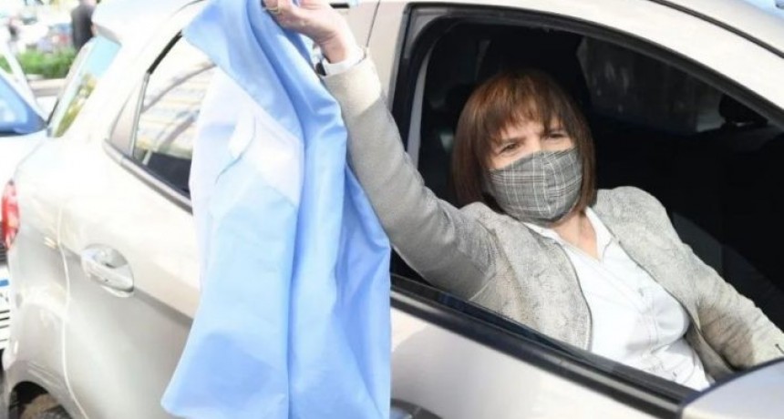 Patricia Bullrich confirmó que tiene Covid-19 y se suma a la lista de políticos contagiados