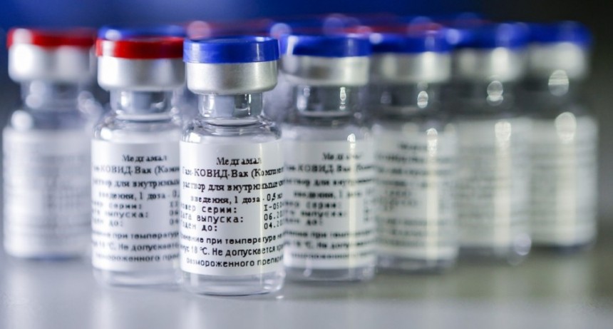  Rusia firma un acuerdo con una farmacéutica de México para el suministro de 32 millones de dosis de la vacuna Sputnik V 