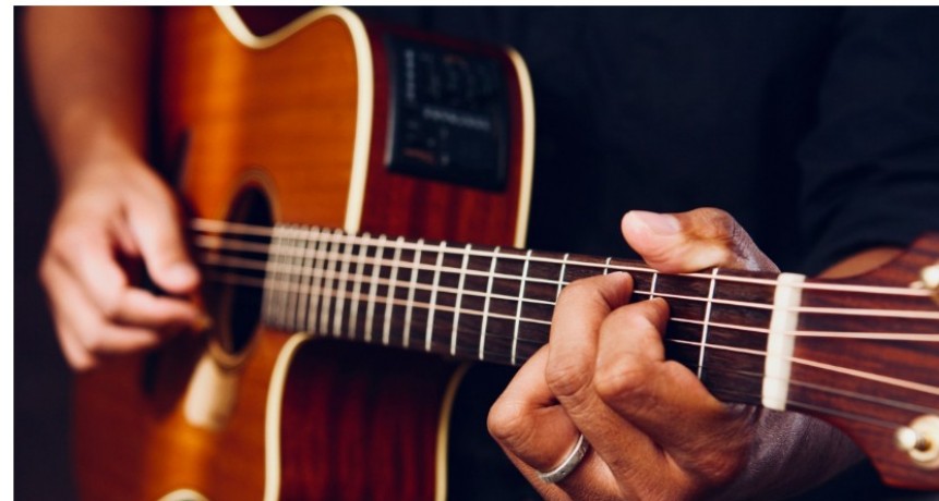  6 mil pesos  por tres meses más a trabajadores de la Cultura