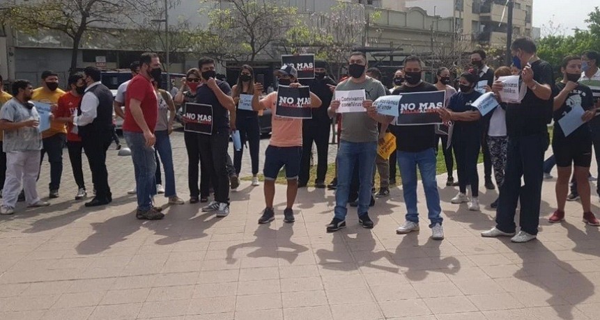 El lunes el COE tendrá una respuesta para propietarios de bares 